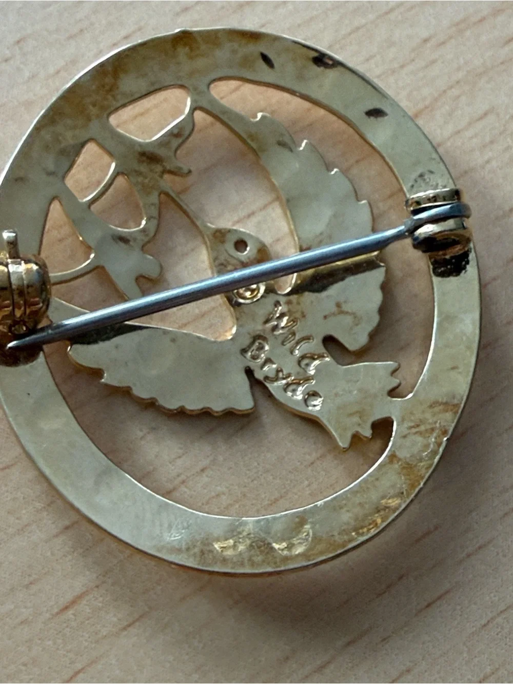 Gold Hummingbird Circular Bird Pin Brooch - Gold